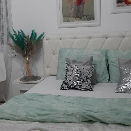 Hostel Nina Мостар Экстерьер фото