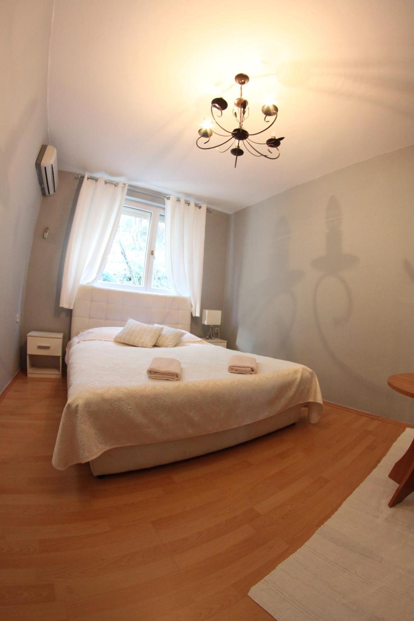 Hostel Nina Мостар Экстерьер фото